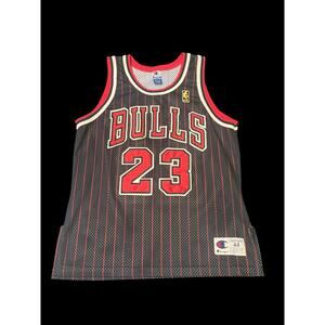 Bulls Jordan # 23 jersey